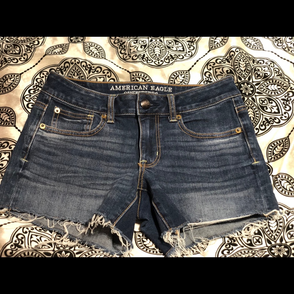 American Eagle 🦅 shorts
